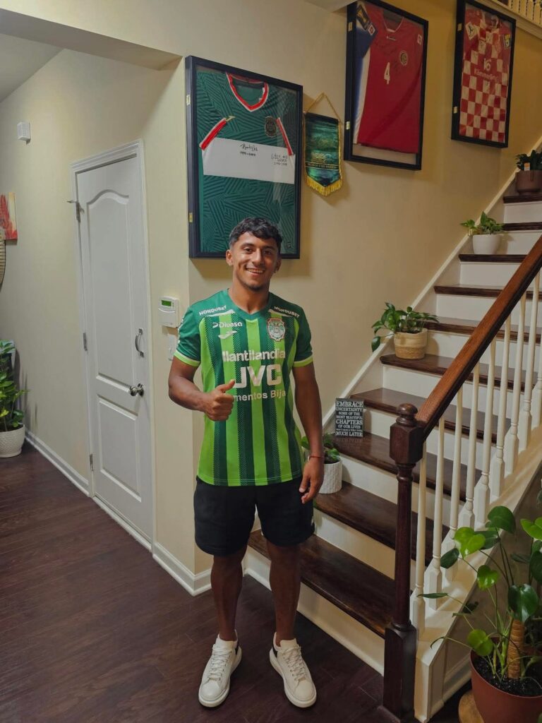 Nata Agurcia (“Talachero”), nuevo jugador del Club Deportivo Marathón Fb Img 1781061771275432830138087133559 768x1024